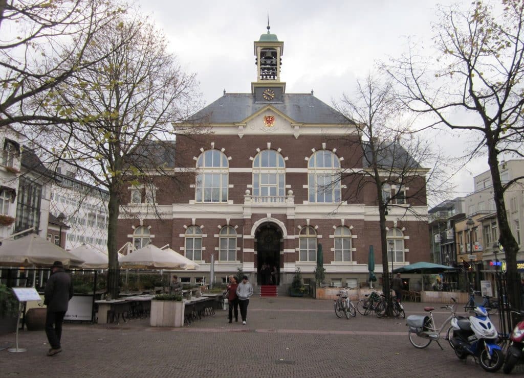 Apeldoorn raadhuis