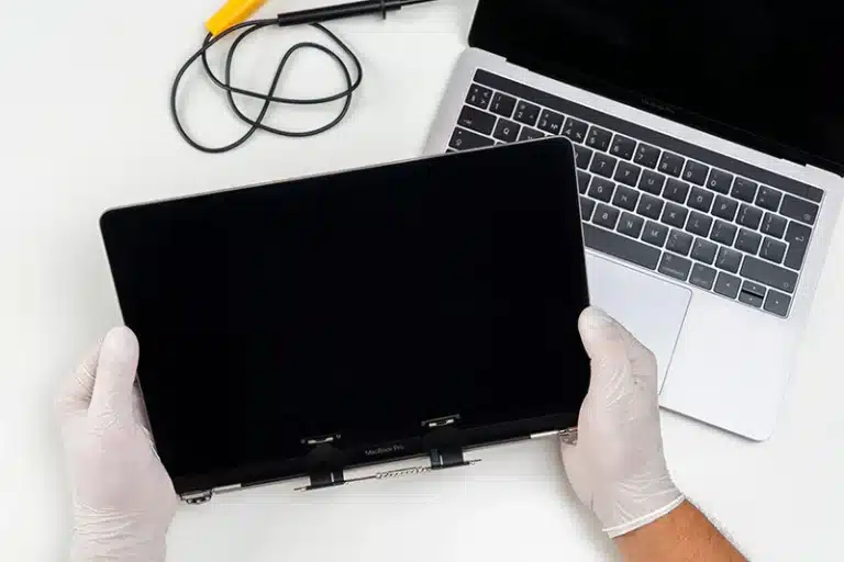 Macbook scherm reparatie macfixers.nl 2